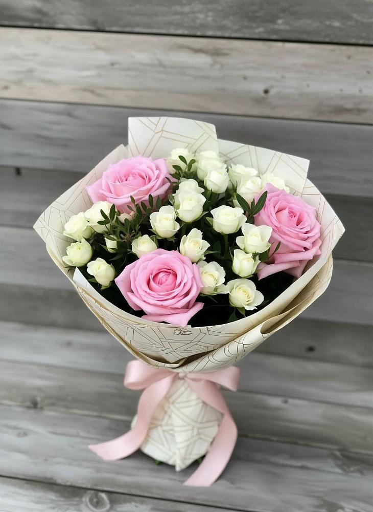 Букет цветов из: Розы в Глажево