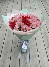 Букет цветов из:  Альстромерии в Глажево