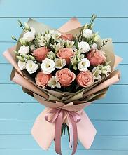 Букет цветов из:  Розы, Альстромерии и Лизиантусы в Глажево