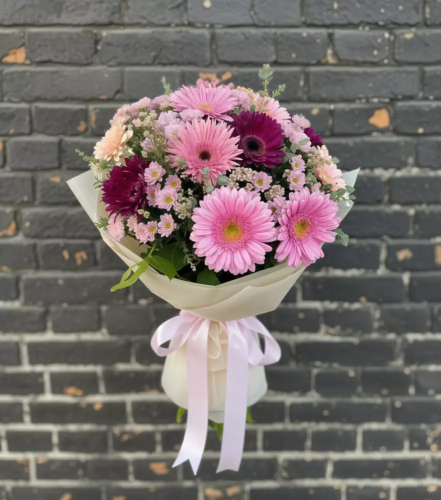Букет цветов из: Герберы и Хризантемы в Глажево