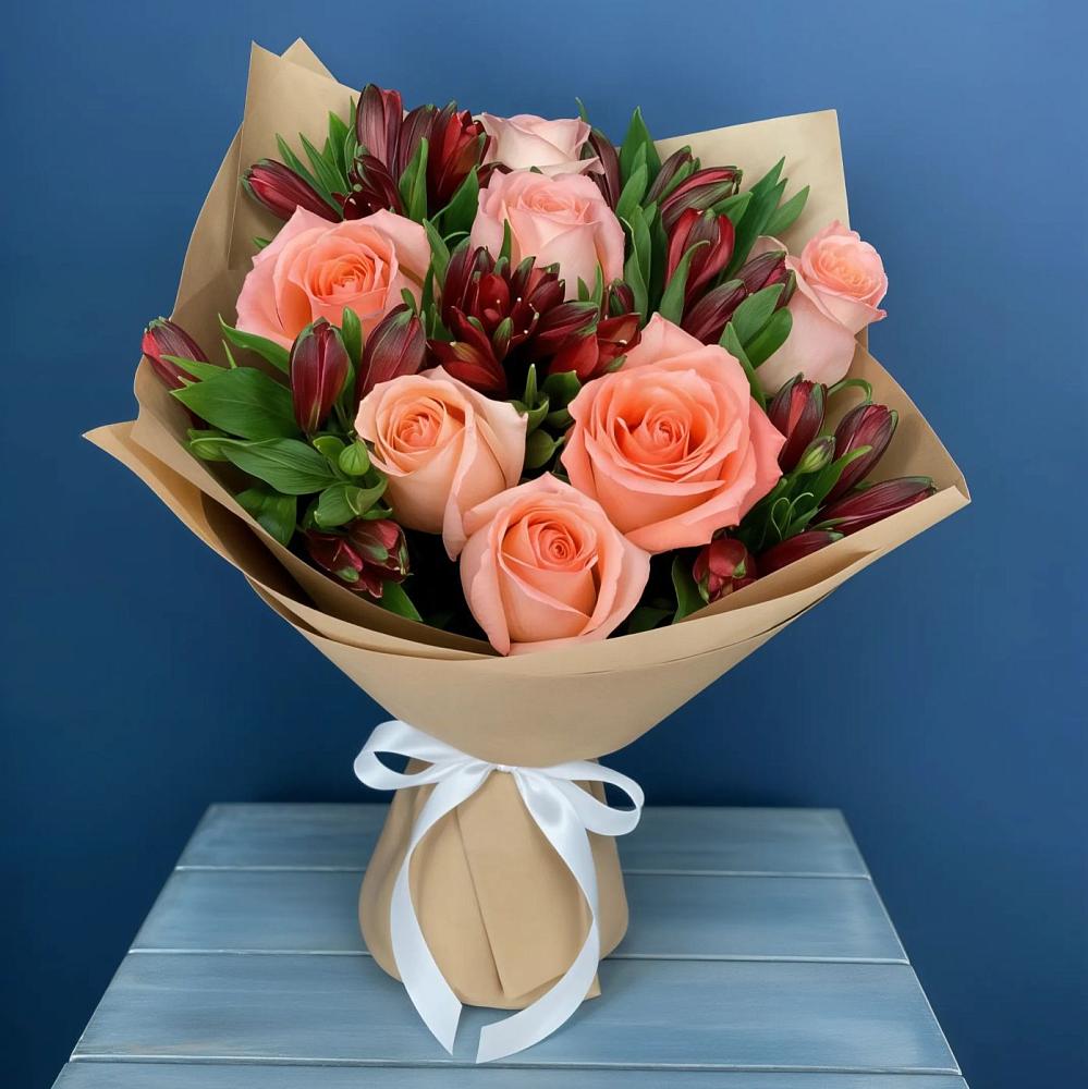 Букет цветов из: Розы и Альстромерии в Глажево