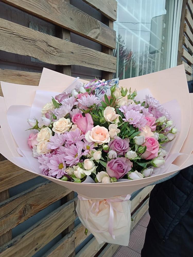 Букет цветов из: Розы и Хризантемы в Глажево