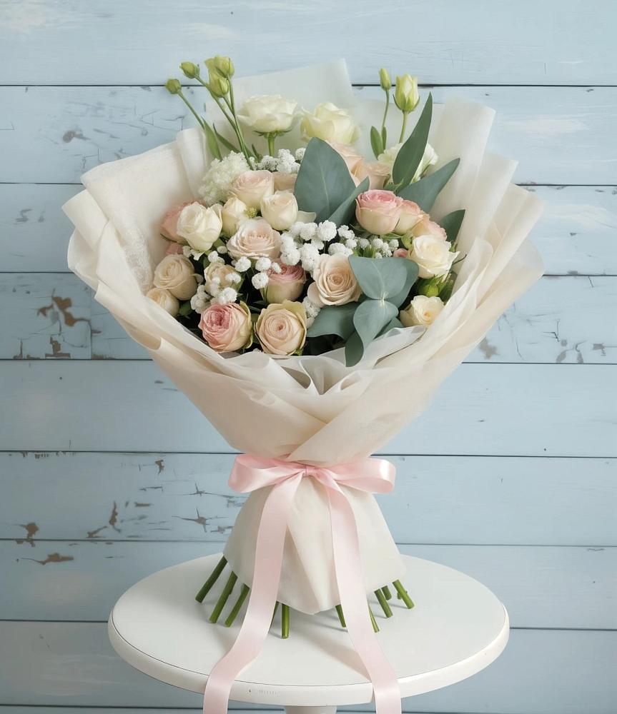 Букет цветов из: Розы и Лизиантусы в Глажево